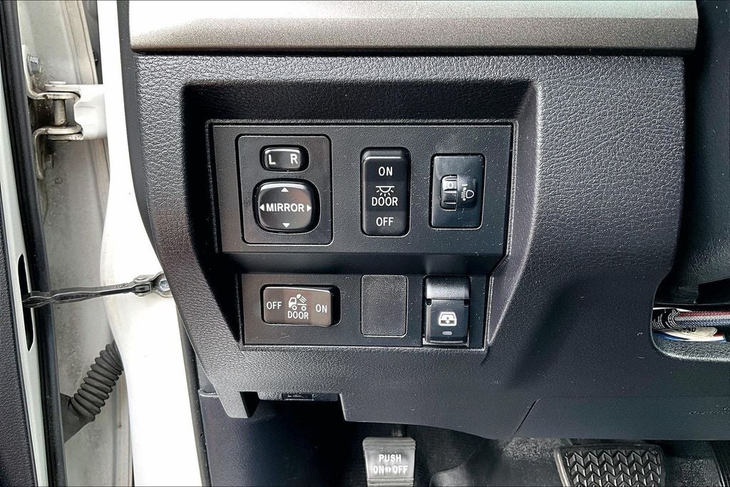 2014 Toyota Tundra SR5 CrewMax
