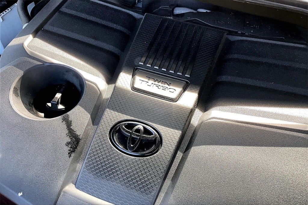 2022 Toyota Tundra SR5