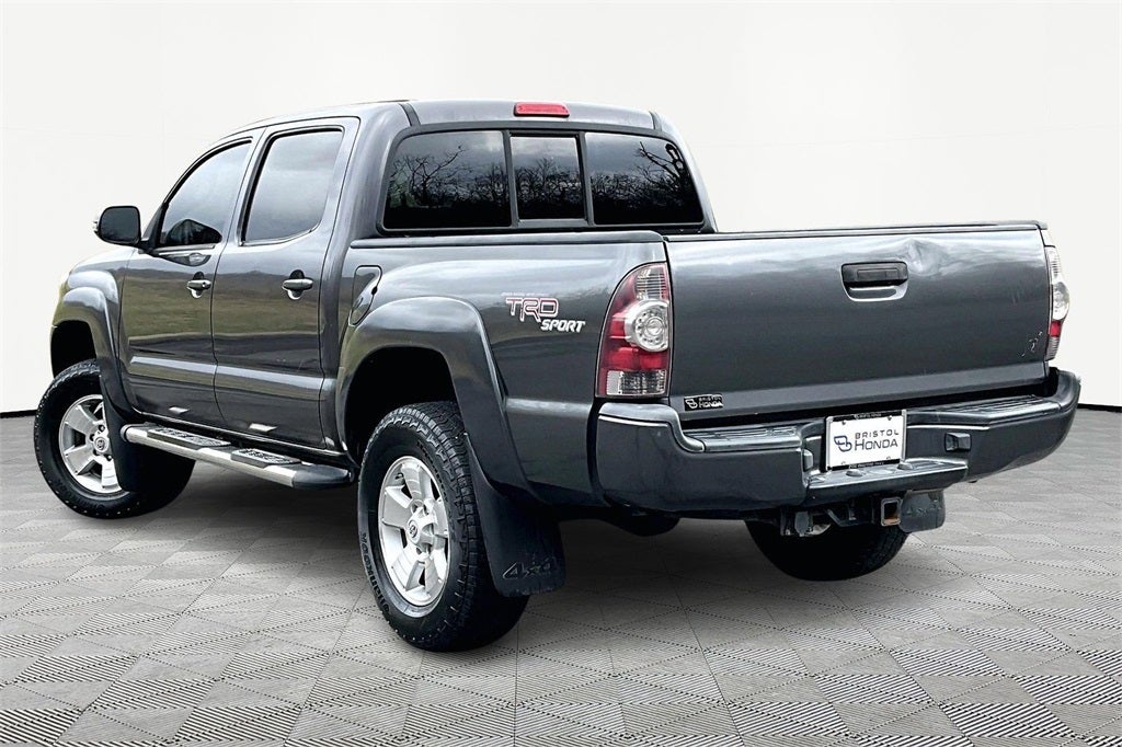 2013 Toyota Tacoma - Image 2