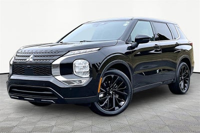 2022 Mitsubishi Outlander SE