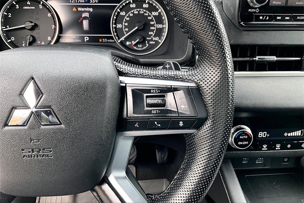 2022 Mitsubishi Outlander SE