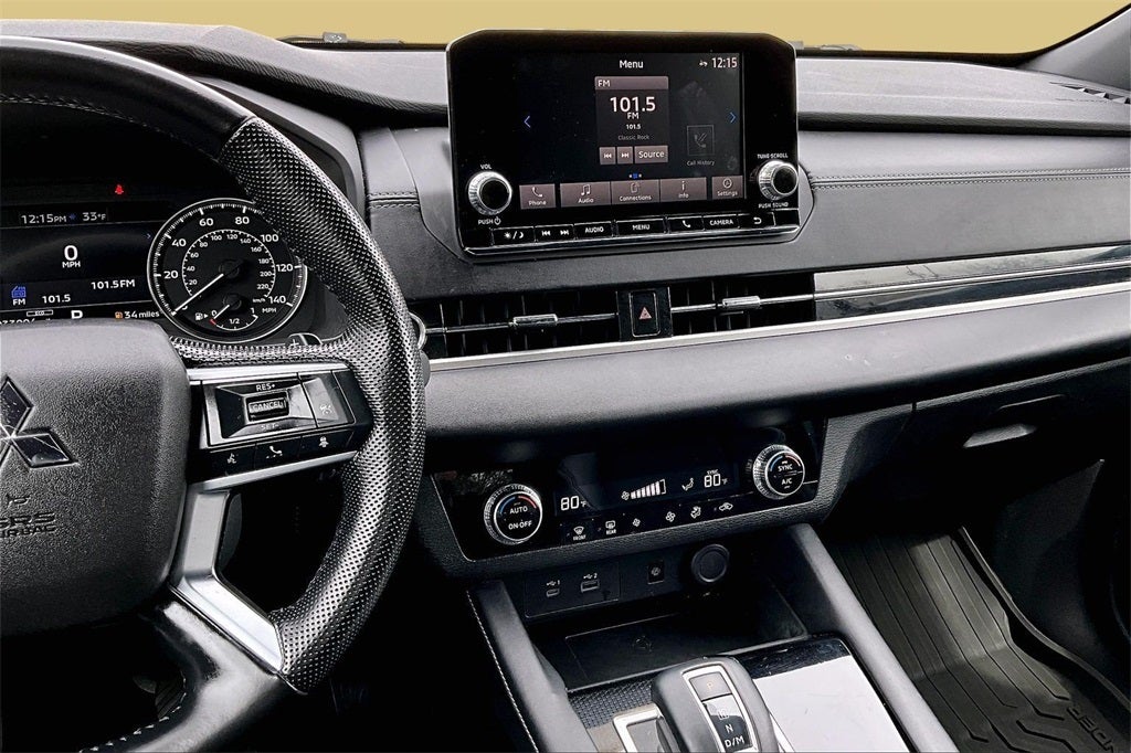 2022 Mitsubishi Outlander SE