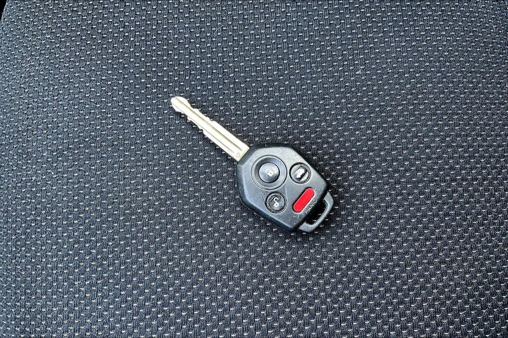 2013 Subaru Impreza 2.0i Premium