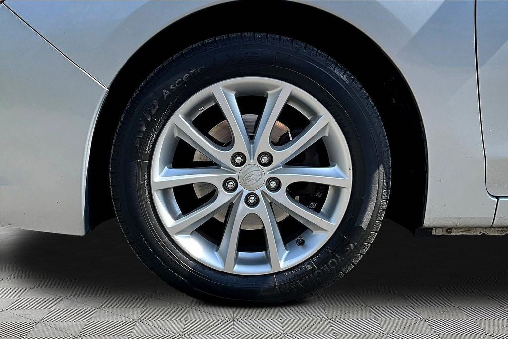 2013 Subaru Impreza 2.0i Premium