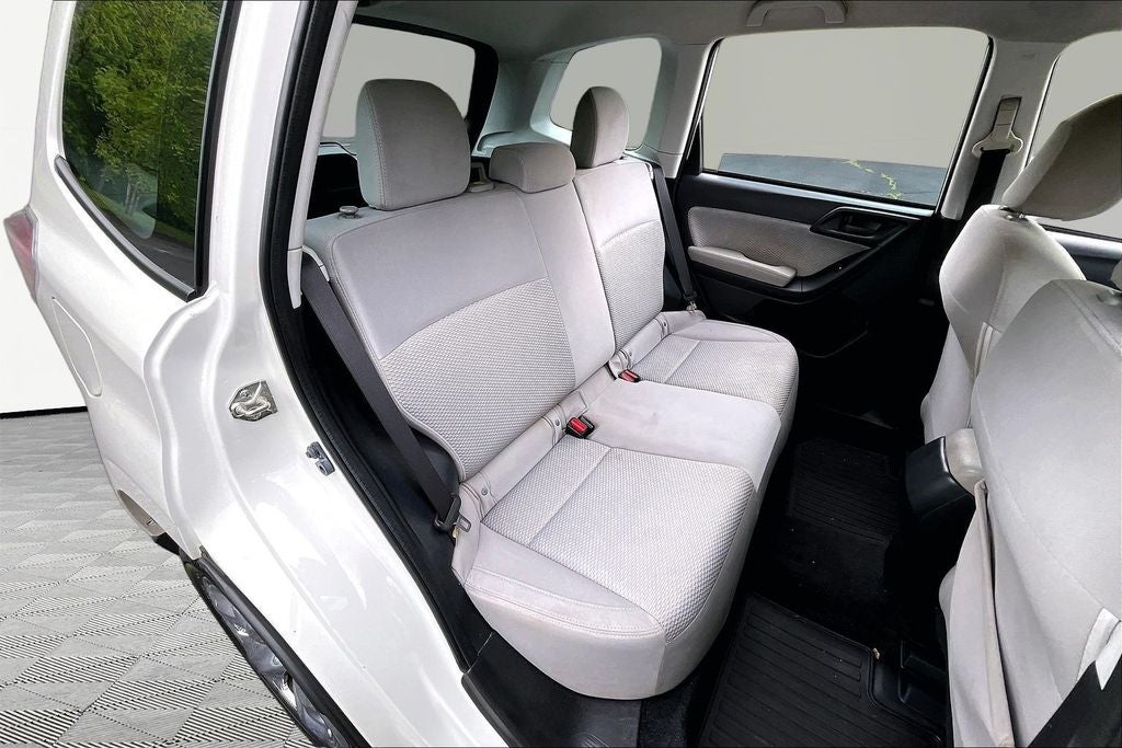 2017 Subaru Forester 2.5i