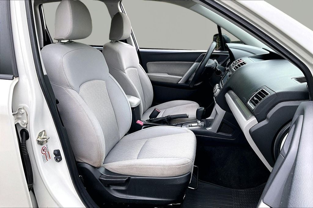 2017 Subaru Forester 2.5i
