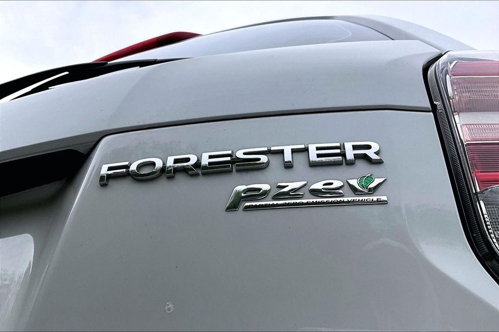 2017 Subaru Forester 2.5i