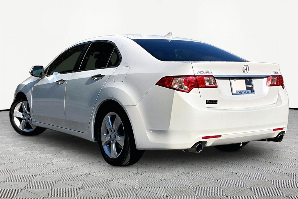 Used 2013 Acura TSX Base with VIN JH4CU2F4XDC011338 for sale in Bristol, TN