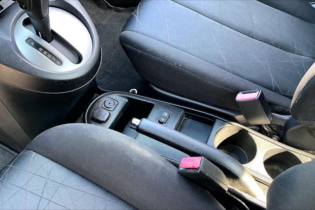 2011 Mazda Mazda2 Sport