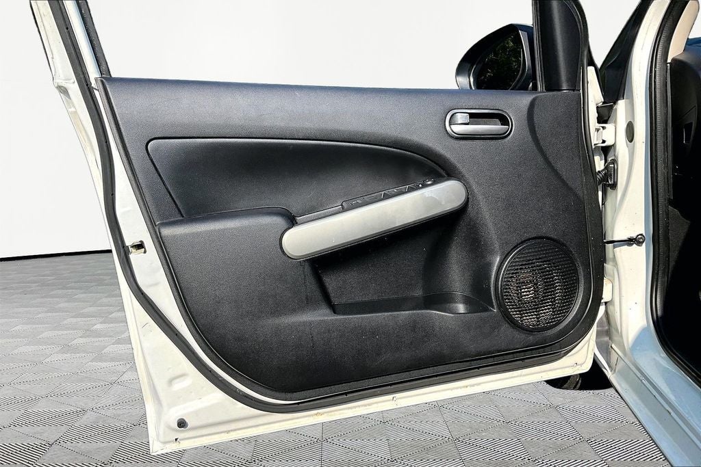 2011 Mazda Mazda2 Sport