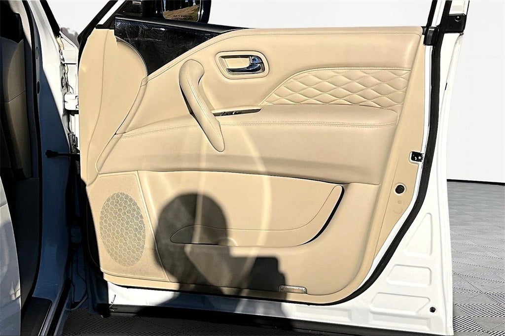 2019 INFINITI QX80 LUXE