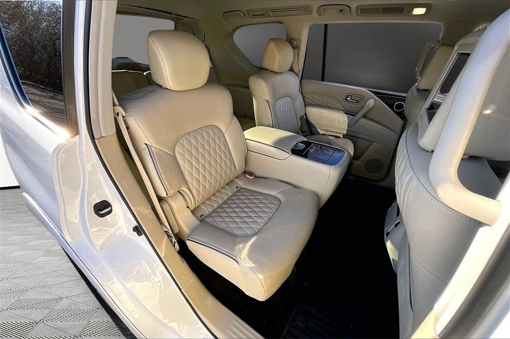 2019 INFINITI QX80 LUXE