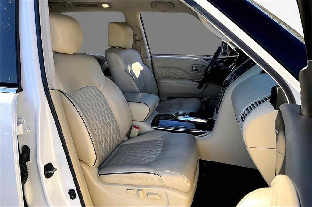 2019 INFINITI QX80 LUXE