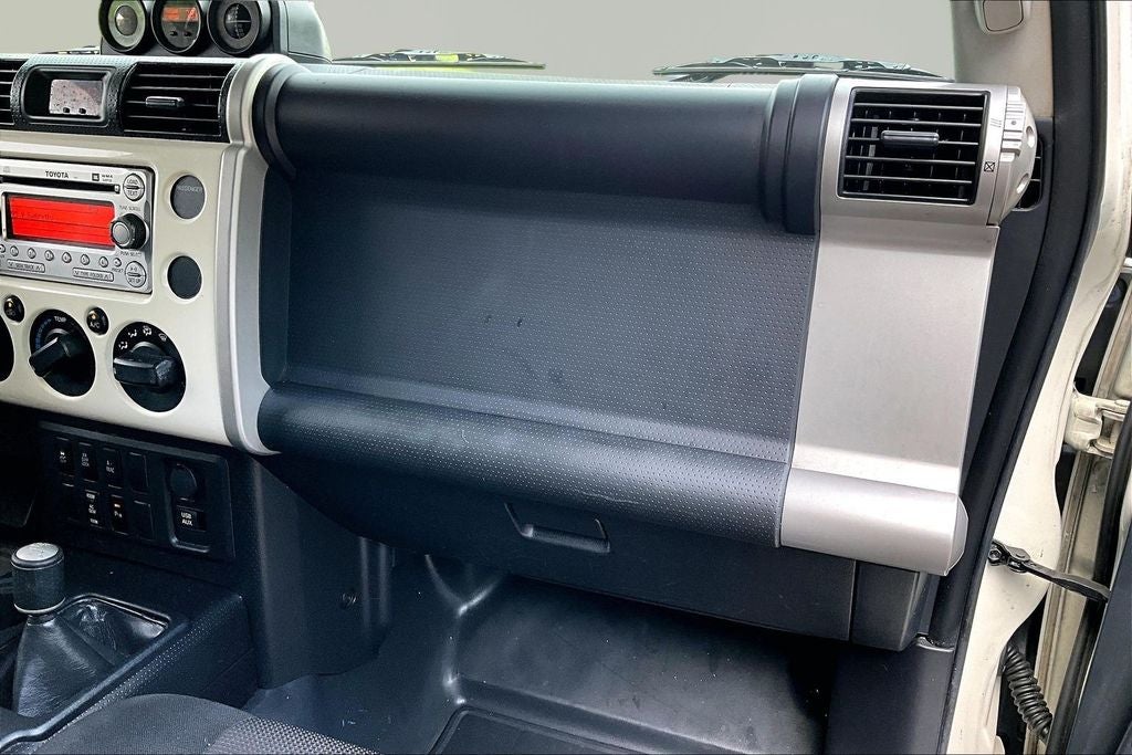 2013 Toyota FJ Cruiser Base