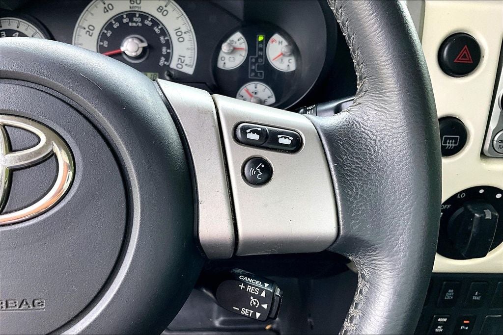2013 Toyota FJ Cruiser Base