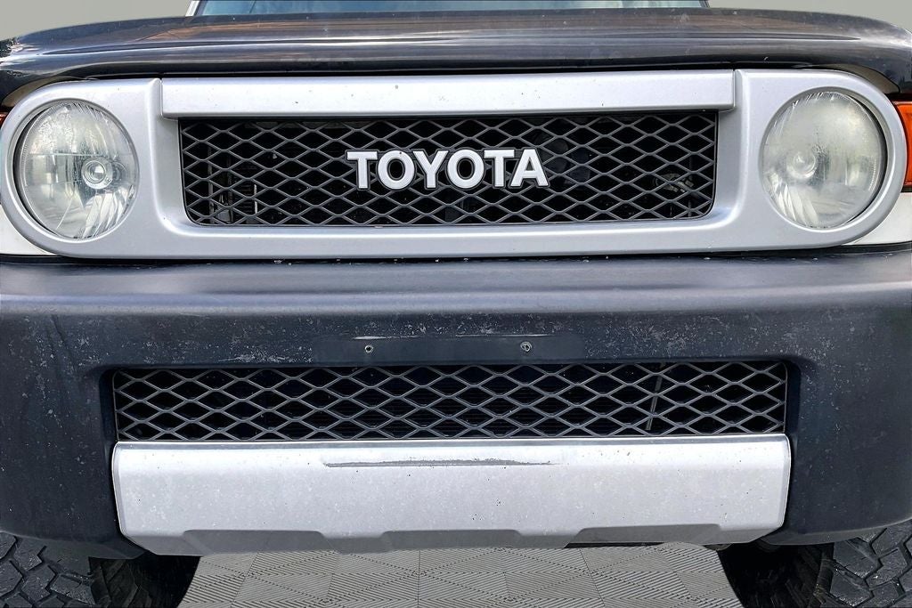 2013 Toyota FJ Cruiser Base