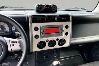 2013 Toyota FJ Cruiser Base