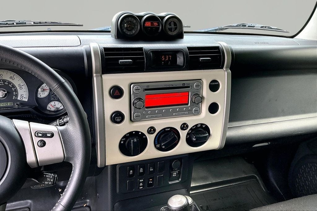 2013 Toyota FJ Cruiser Base
