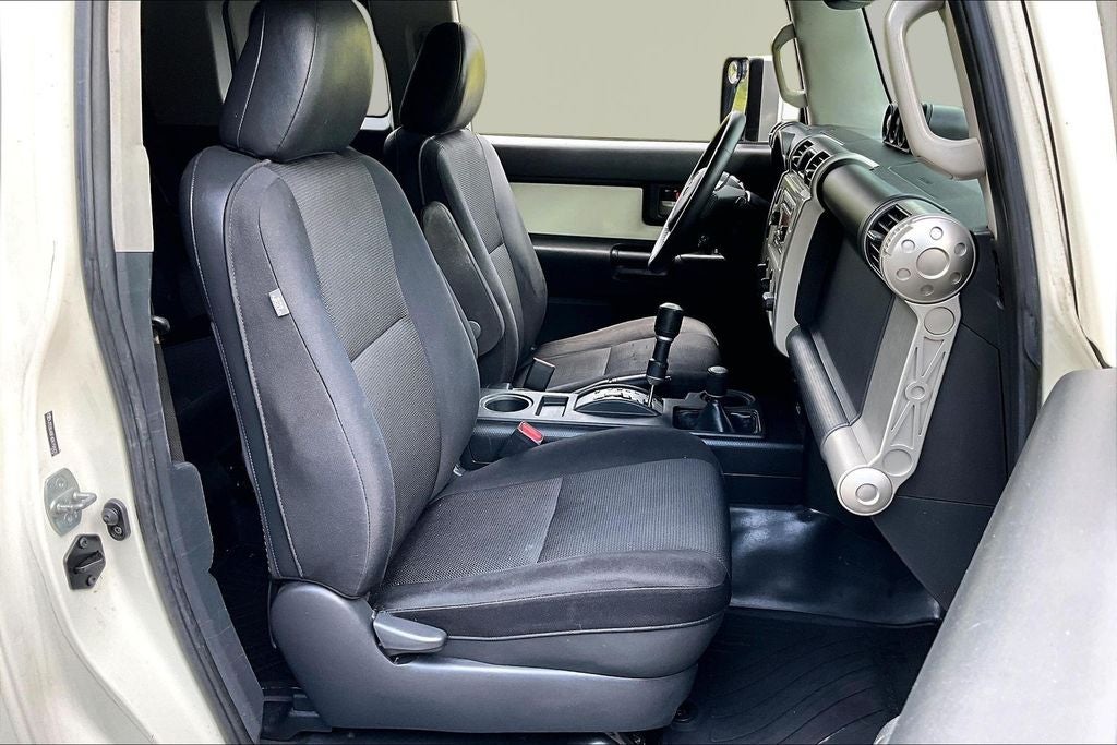 2013 Toyota FJ Cruiser Base