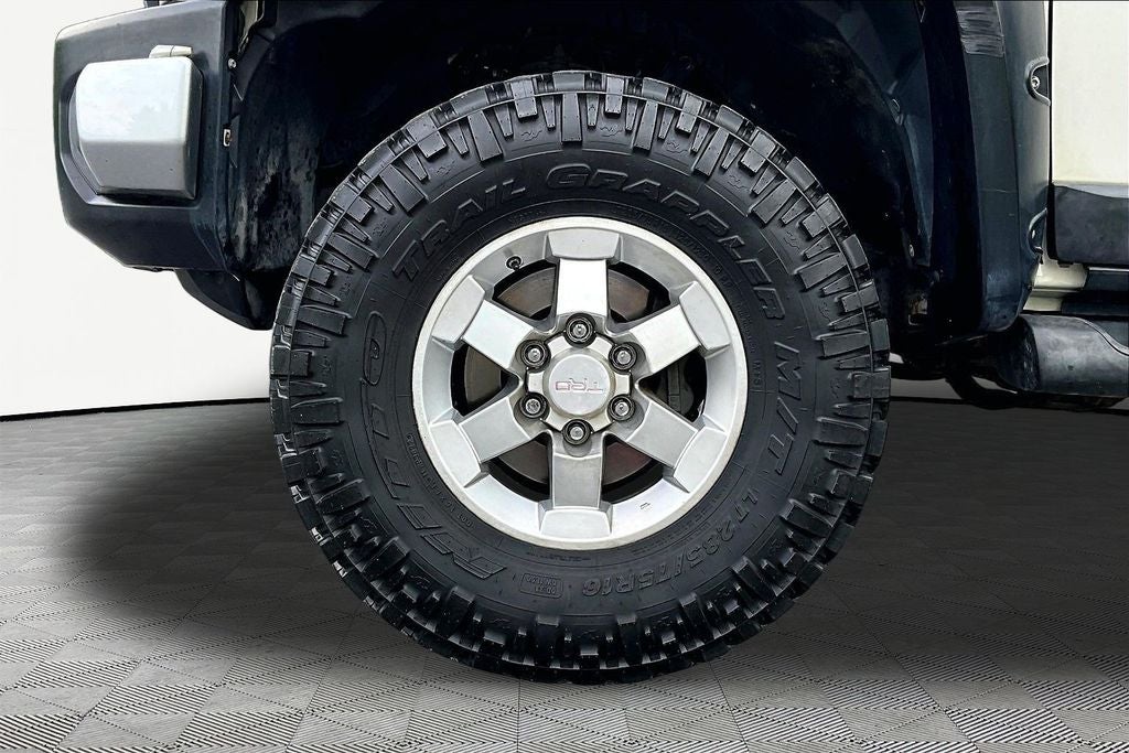 2013 Toyota FJ Cruiser Base