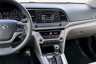 2018 Hyundai Elantra SE