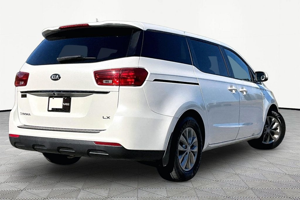 2020 Kia Sedona LX
