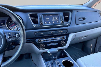2020 Kia Sedona LX