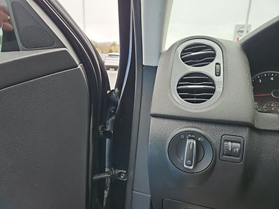 2016 Volkswagen Tiguan S 4Motion