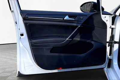 2019 Volkswagen Golf R DCC & Navigation 4Motion