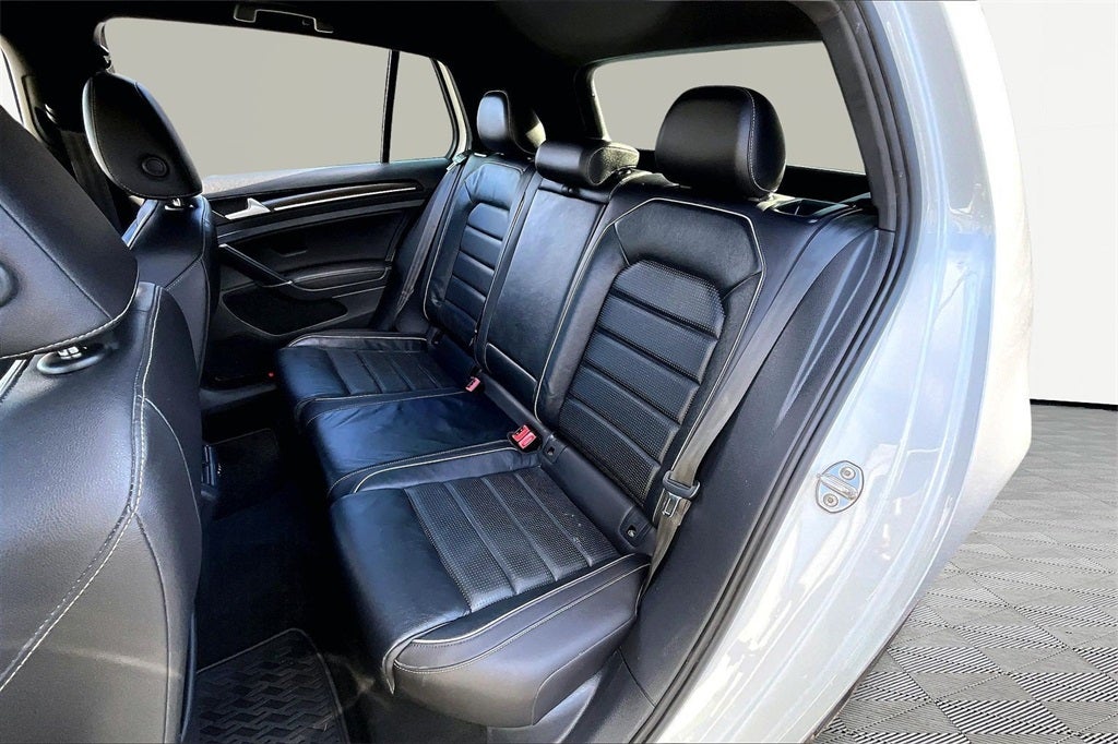 2019 Volkswagen Golf R DCC & Navigation 4Motion