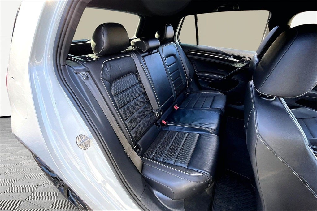 2019 Volkswagen Golf R DCC & Navigation 4Motion