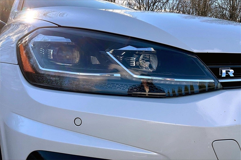 2019 Volkswagen Golf R DCC & Navigation 4Motion