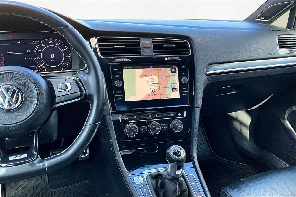 2019 Volkswagen Golf R DCC & Navigation 4Motion