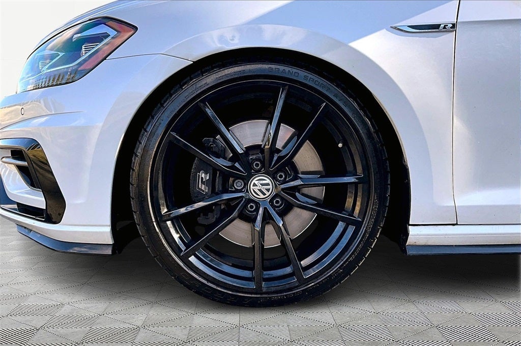 2019 Volkswagen Golf R DCC & Navigation 4Motion