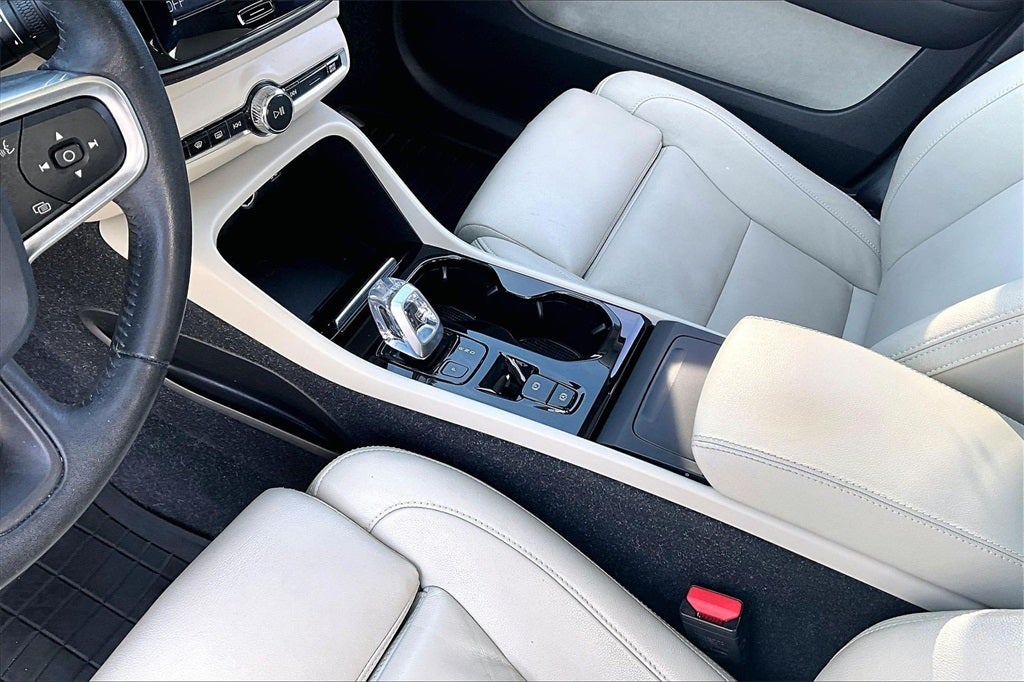 2020 Volvo XC40 T5 Inscription