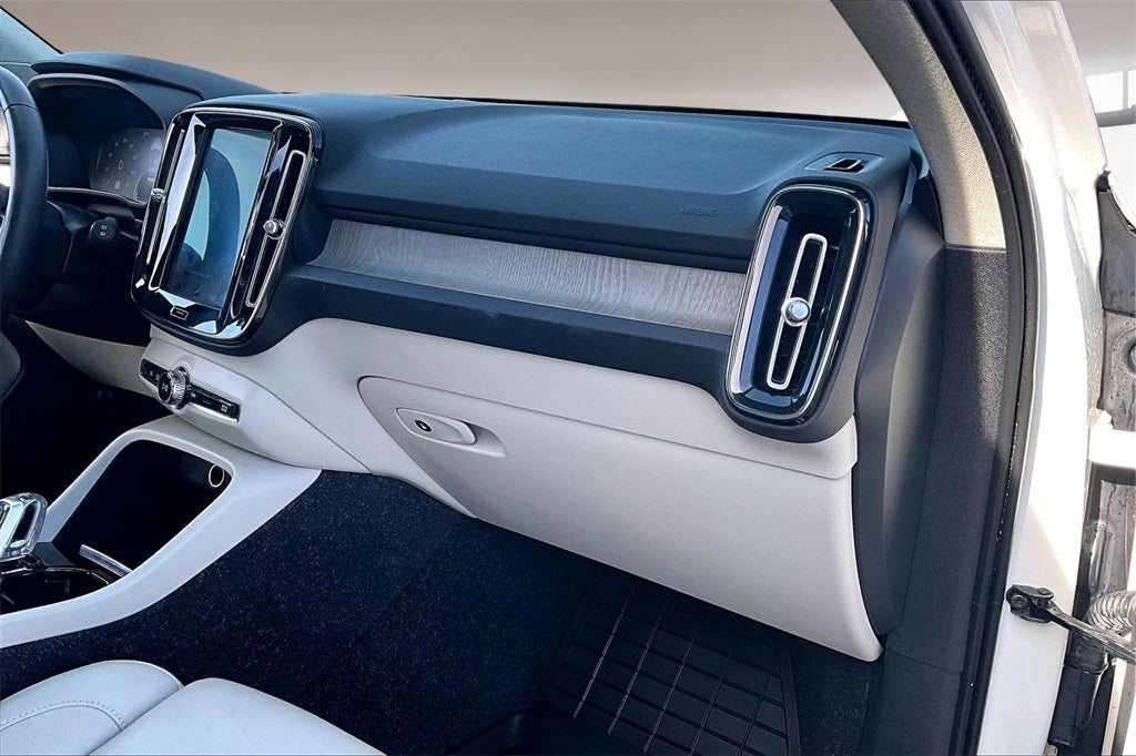 2020 Volvo XC40 T5 Inscription