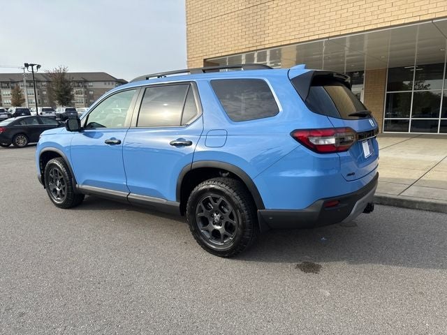 2025 Honda Pilot - Image 2